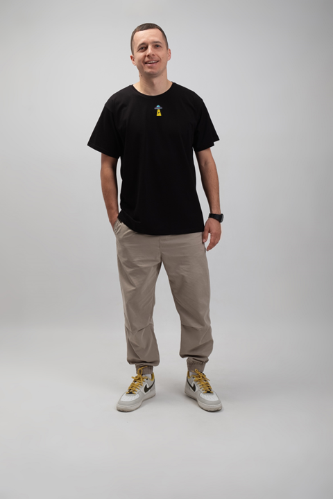 UFO | Embroidered T-Shirt | Regular